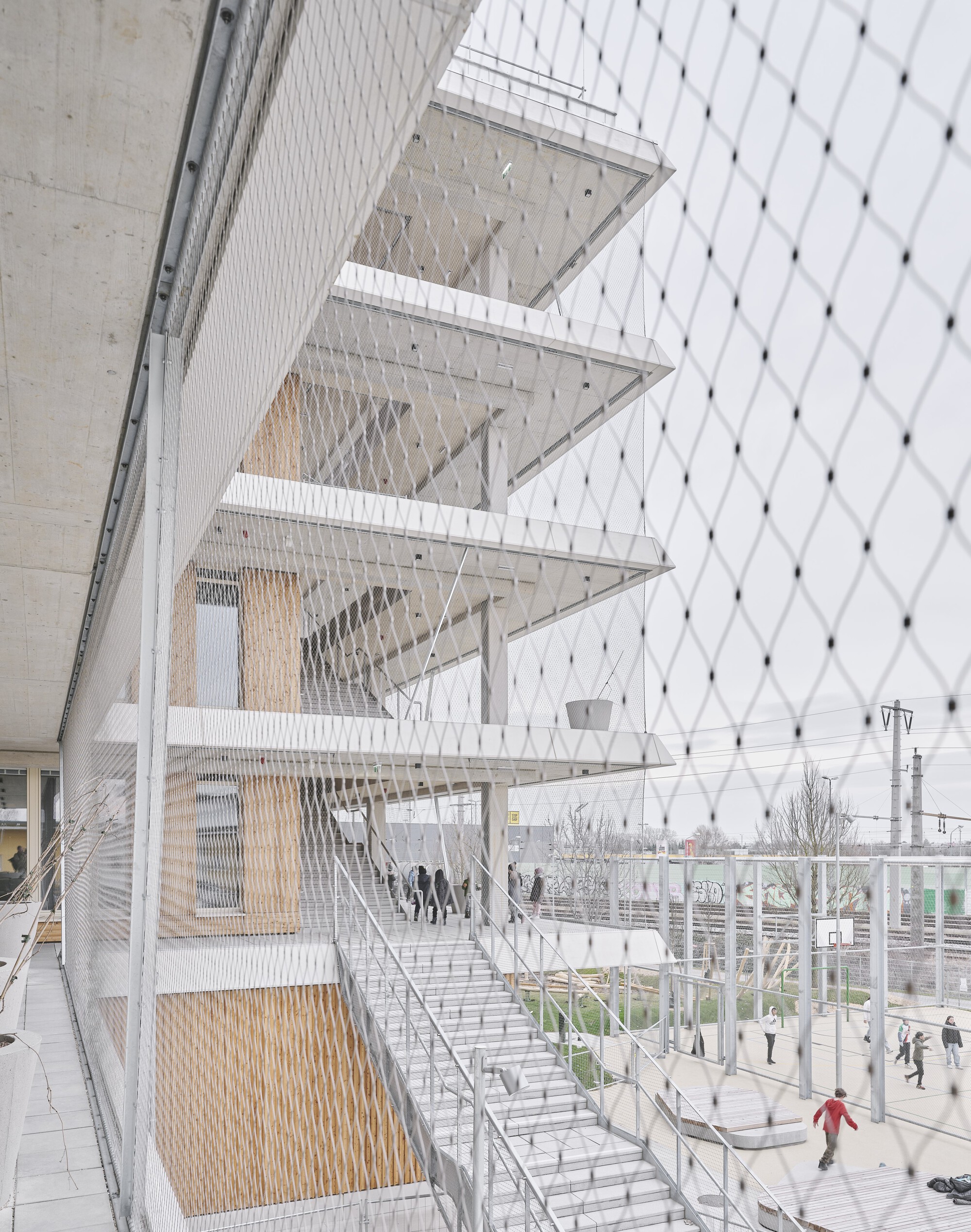 Primary and Secondary School Leopold Kohr-Straße / Franz&Sue-27