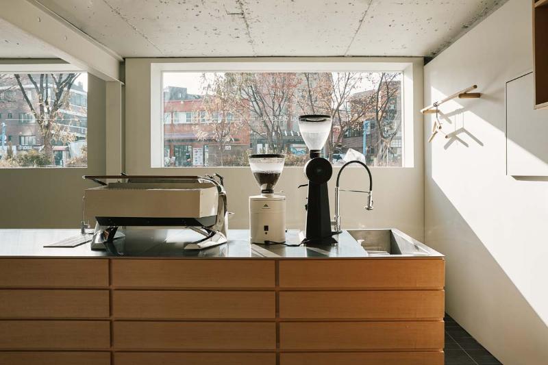 简约清新韩式咖啡厅设计-5