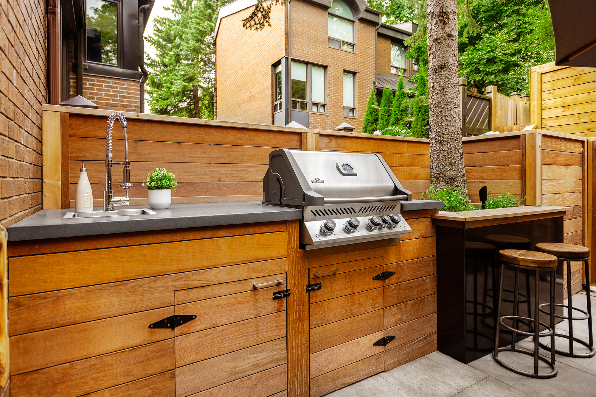 城市小庭院改造  花园融入生活丨Services Paysagers Dominique Filion-7