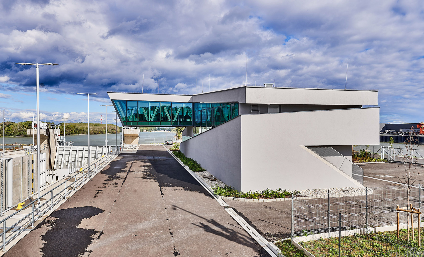 匈牙利 MosoniDanube 防洪闸门控制大楼丨TÉRHÁLÓZAT-29