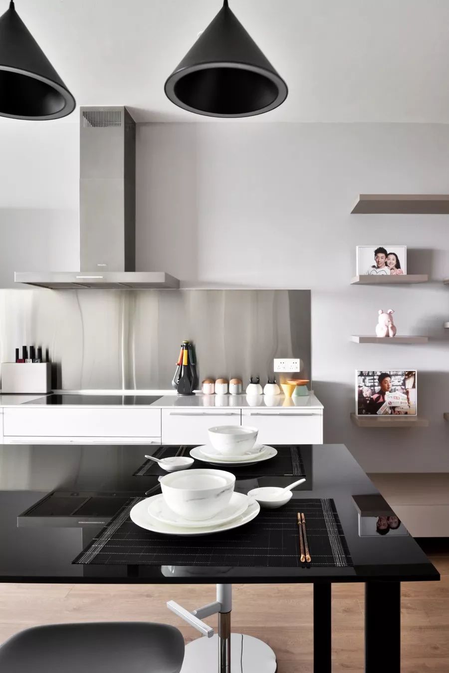 140㎡简约个性住宅，隐藏在城中森林里的“游戏室”  Mario Ferrarello-7