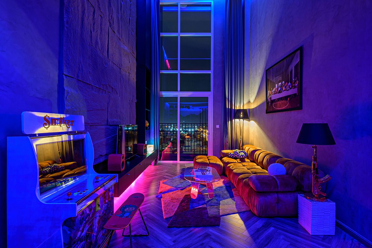 140m2 公寓蜕变为现代艺术家的独特空间-22