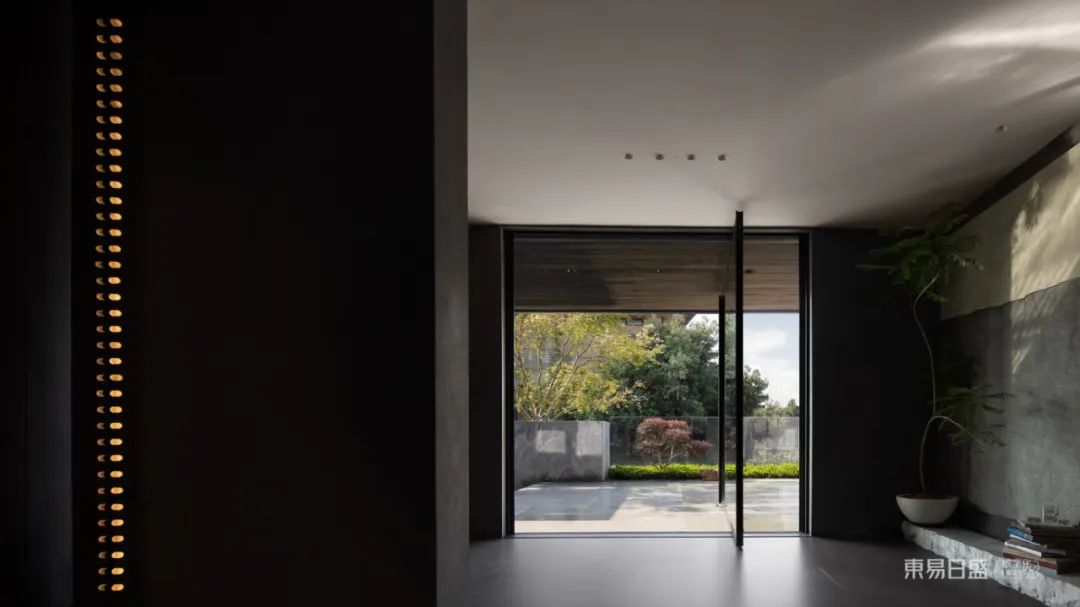 实景首发.不走表面奢华的现代风美学豪宅，轻松玩转经典自然美学空间-27