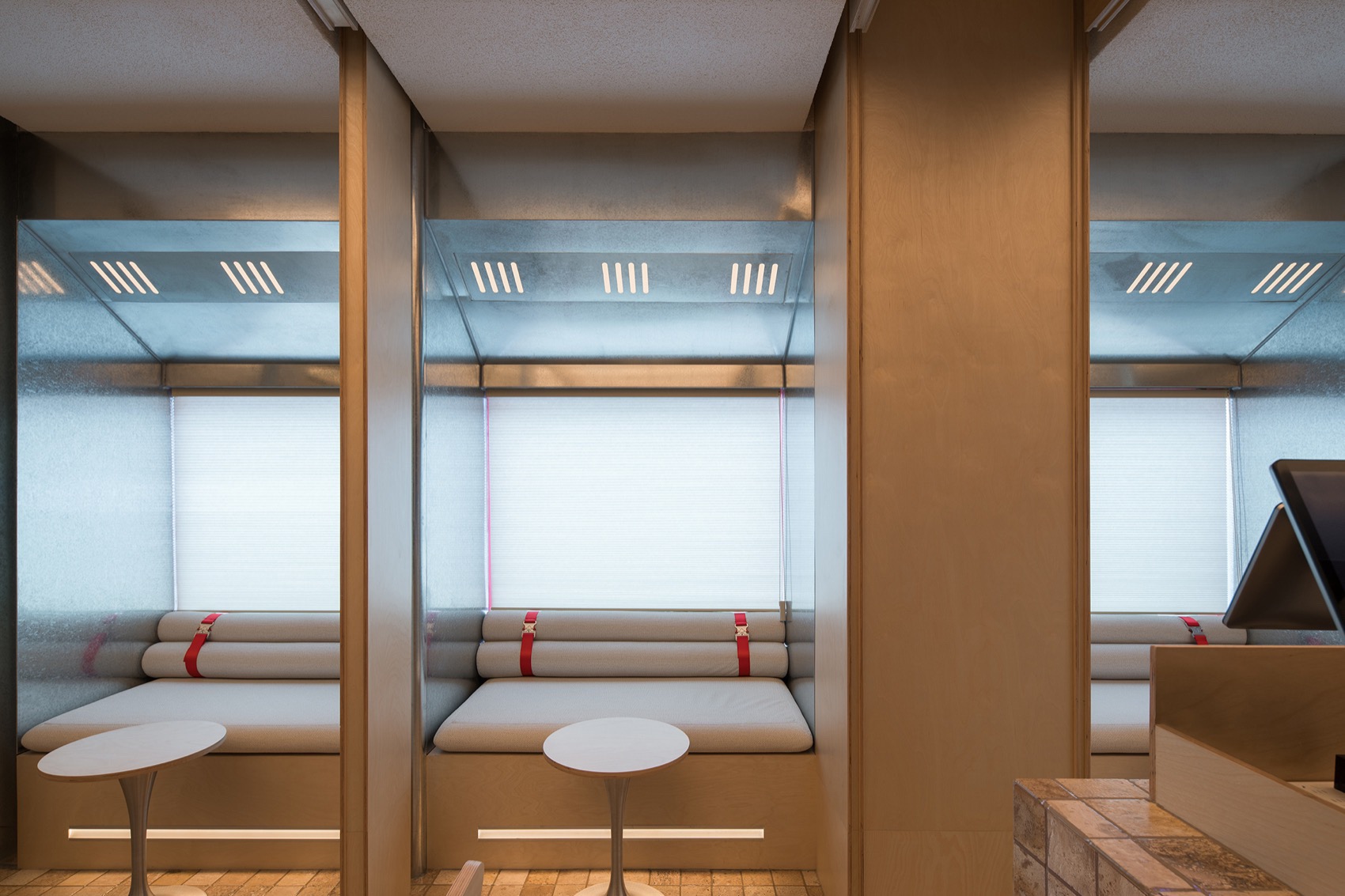 仓41 · 北纬41度雪场酒仓丨中国河北丨浆果创意-33