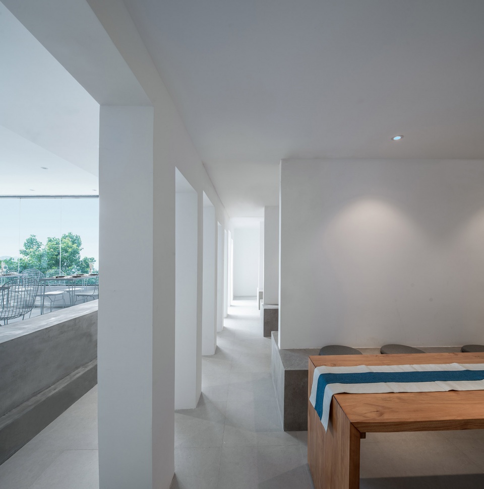 重庆南山“塔可夫斯基式”住宅 | 雾中桥梁的魔幻建筑体验-87