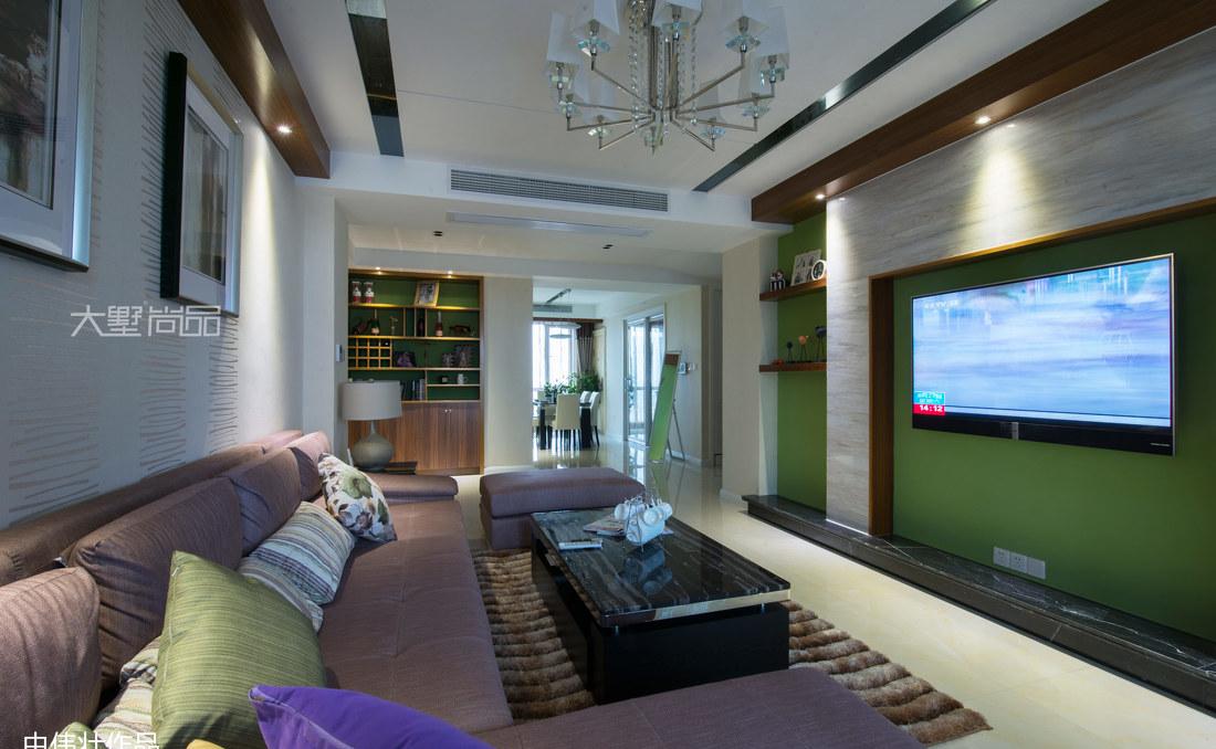 绿色与咖色共舞,打造平衡空间美感-4