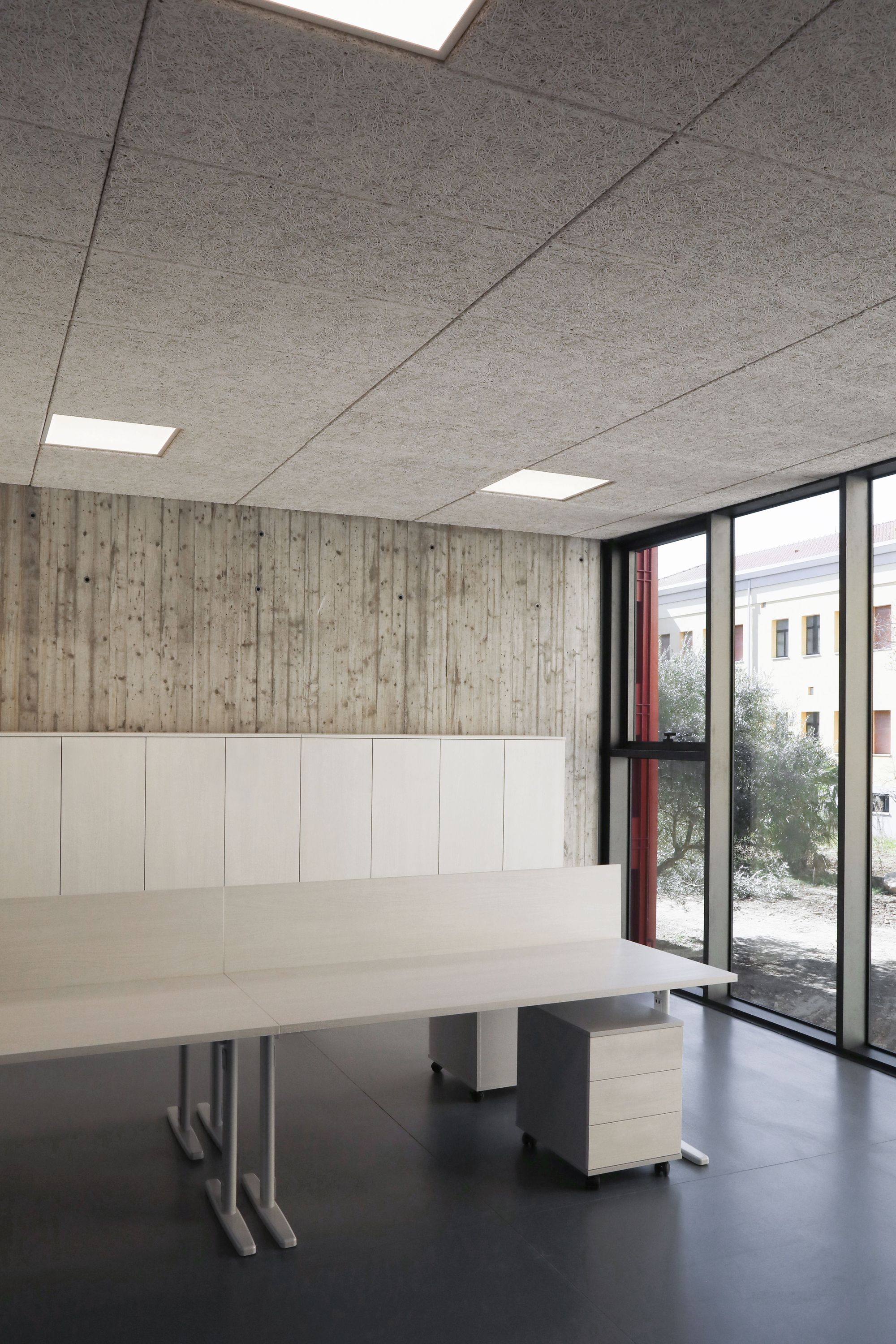 Renovation and Extension E. Fermi Secondary School / Giulia de Appolonia - officina di architettura-15