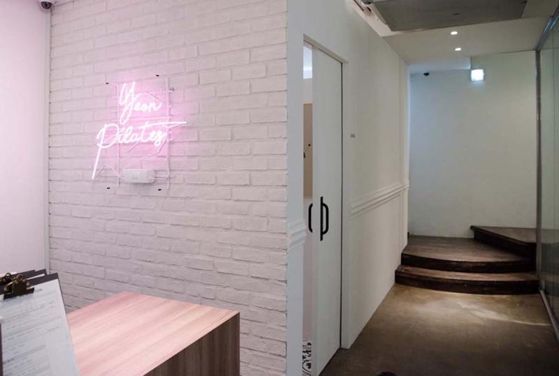 光影交织的绘图空间-12