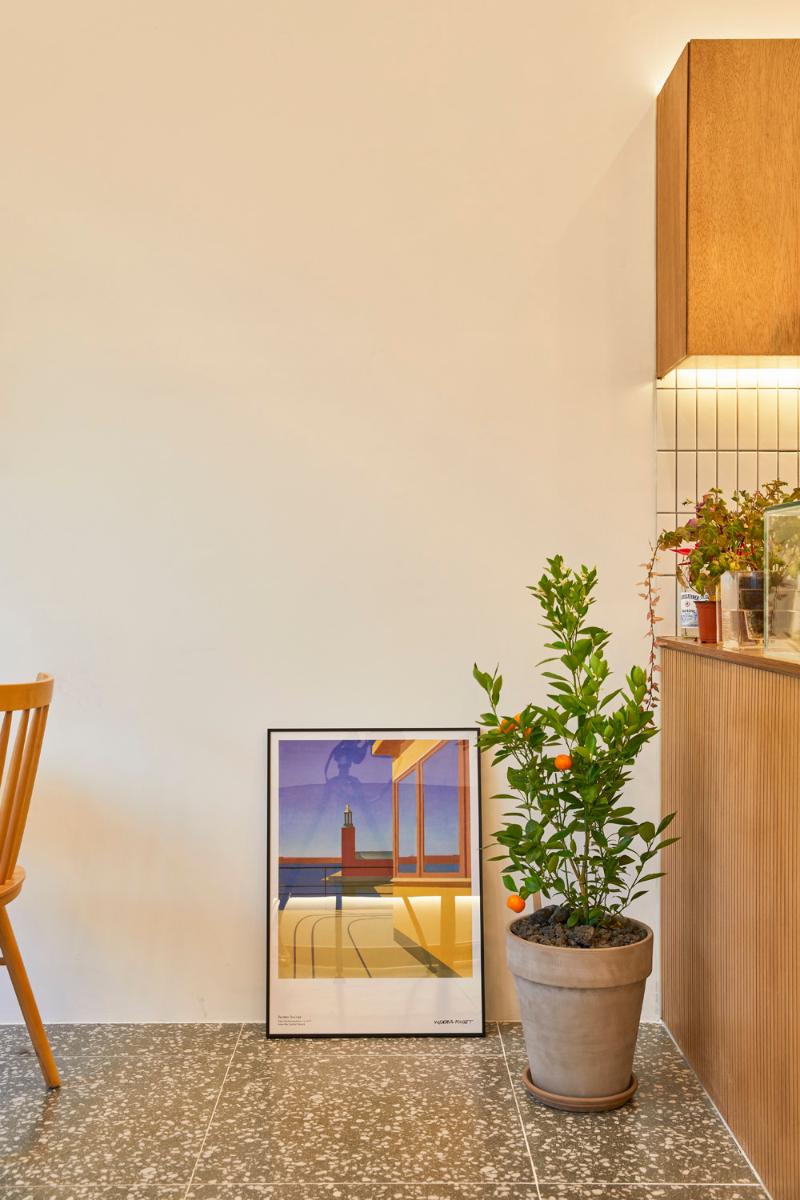 简约 12 坪咖啡厅，展现 IBO&Woodton 设计魅力-13