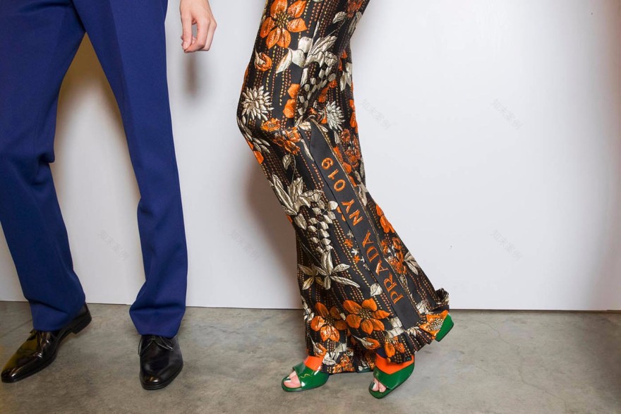 亮点聚焦:2019 Prada早春系列女装秀-19