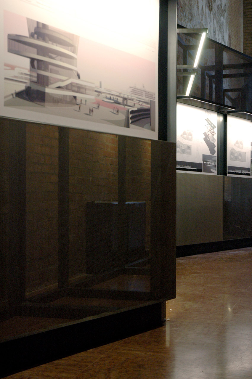  Arrivare a Venezia. Exhibition 
			-8