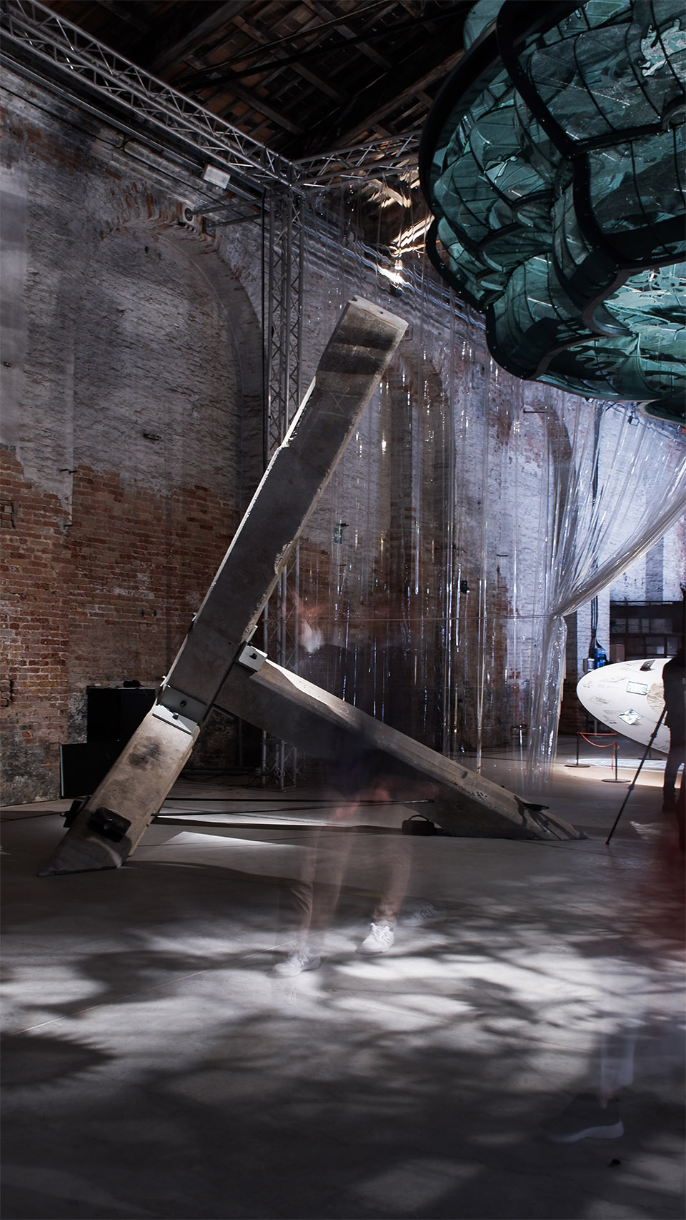 第19届威尼斯建筑双年展中国馆 & 《废砼再生》 / 香港中文大学结构平衡实验室-19