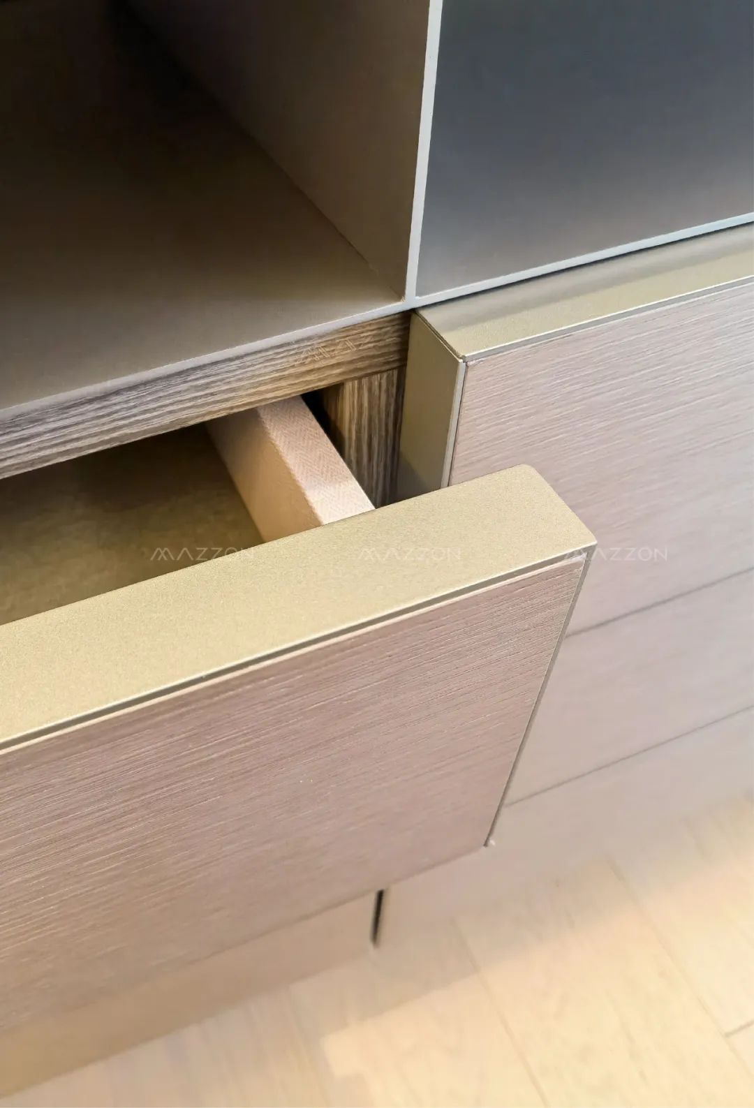 深圳滨海之窗 · 原木灰白艺术私宅丨中国深圳丨MAZZON 玛森-16