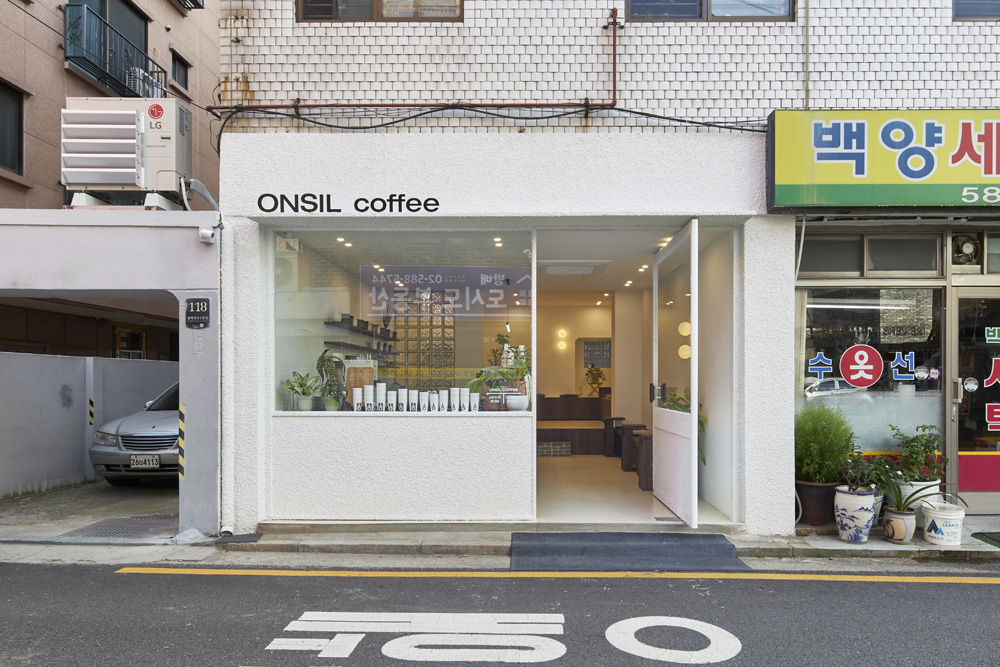 14 坪东方氛围 white wood tone 咖啡厅设计-2