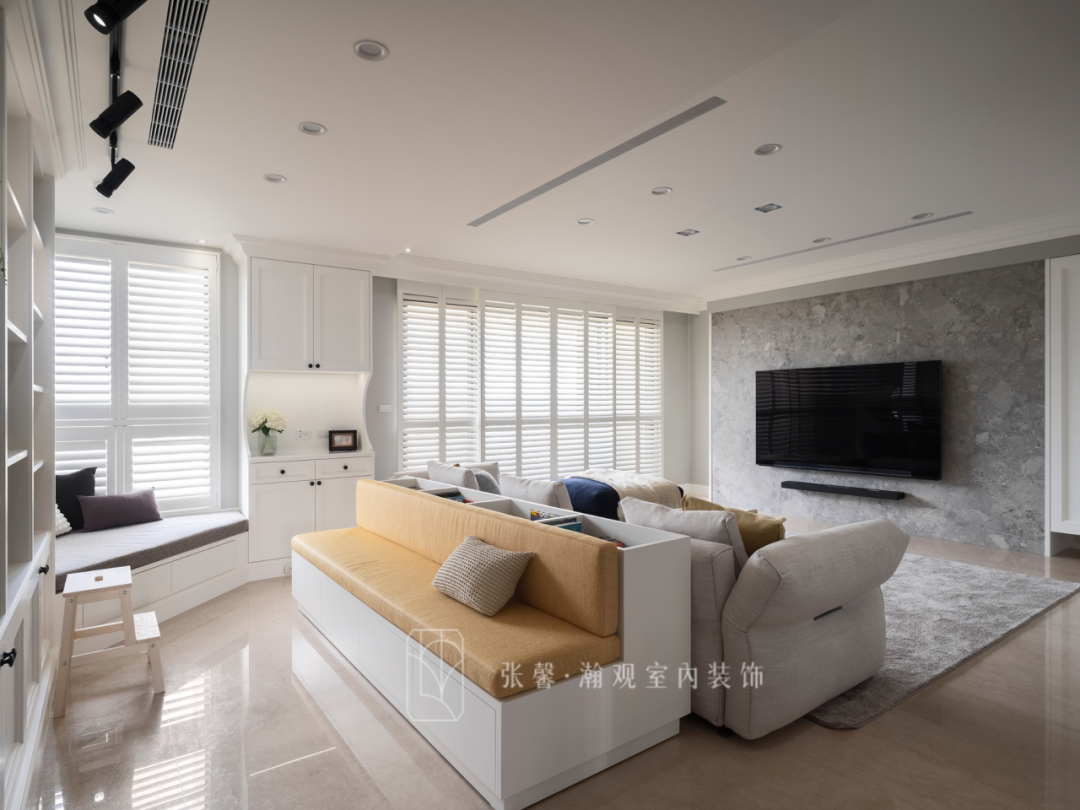 【作品】徜徉｜窗边光影斑驳，时光在阅读中缓慢-18