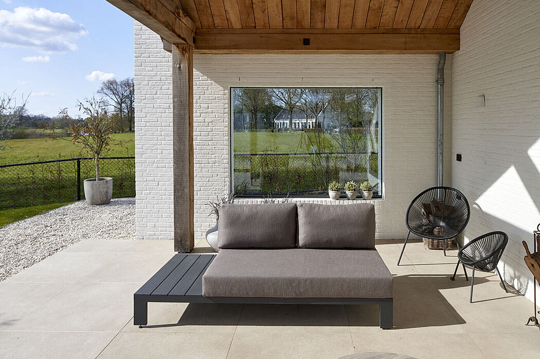 荷兰 Breda 的现代别墅 Villa Ulvenhoutselaan，融合历史与现代的独特设计-3