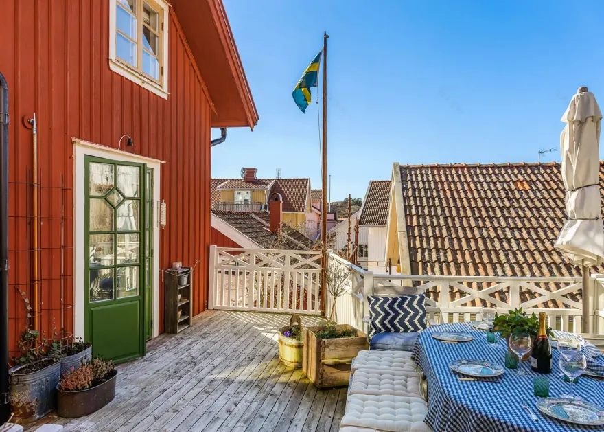 "瑞典 Mollösund 小镇,57m2 红色小木屋的温馨魅力"-17