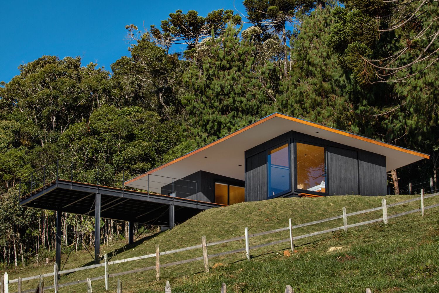 巴西山间别墅 Chalet SBS-30