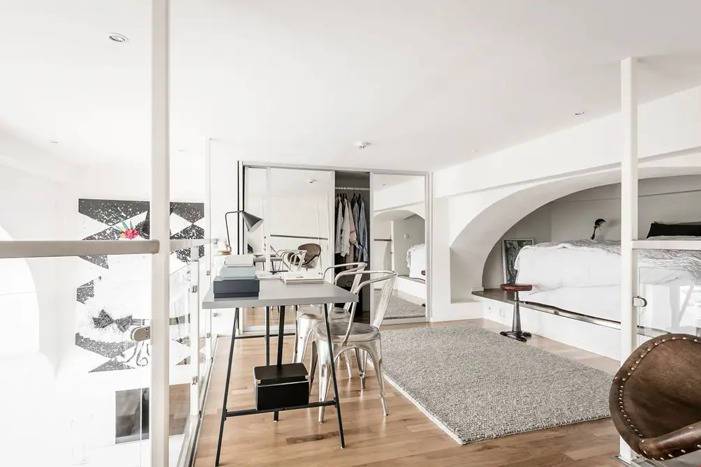 1907 年老建筑的现代重生 | 玻璃与白的完美融合-13