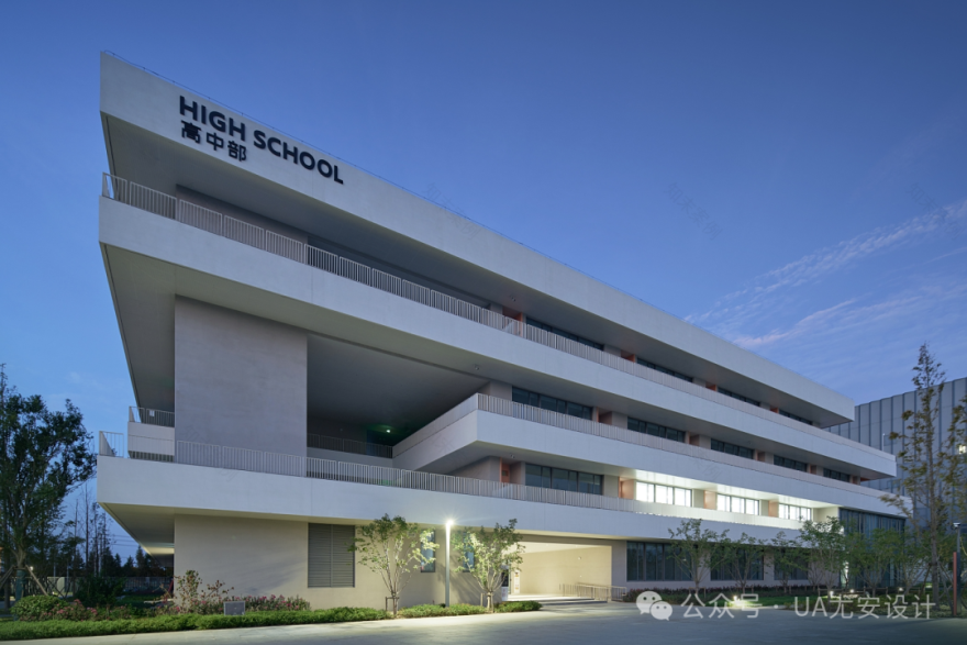 南通毅进卡迪夫高级中学丨中国南通丨UA尤安设计-35