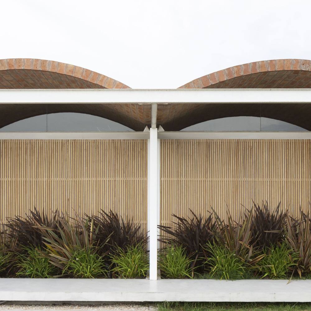 阿根廷Monopoli 住宅，金属框架+瓷屋顶(2021)(Fabrizio Pugliese)设计-33