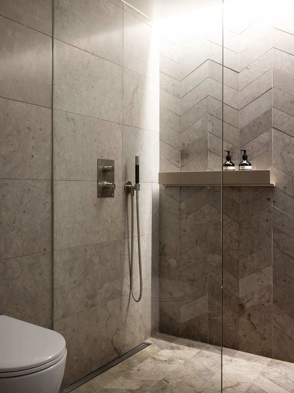 斯德哥尔摩时尚现代复式公寓设计-24