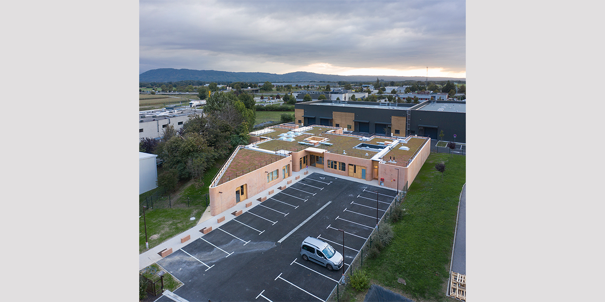 Pôle petite enfance aux couleurs locales - CoCo architectureCoCo architecture-19
