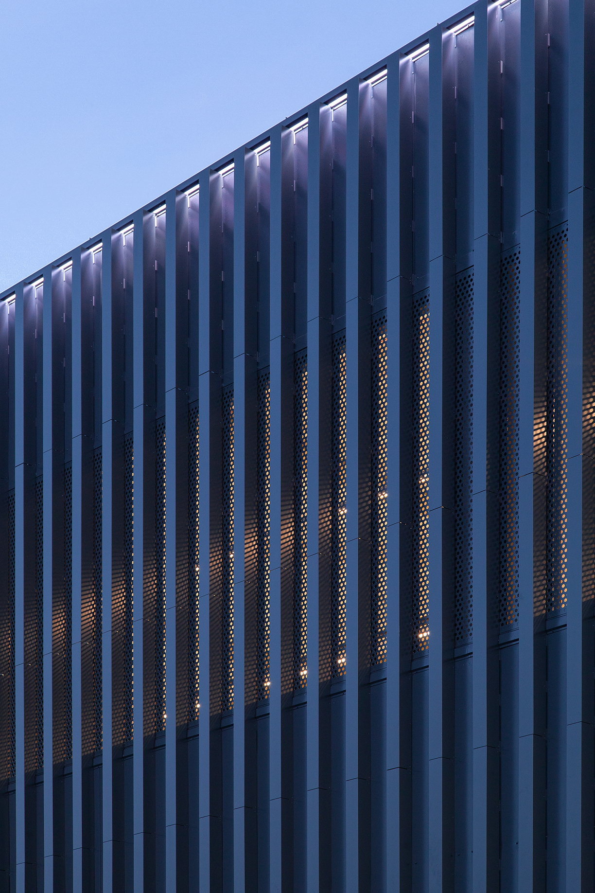 Autojuta 汽车销售服务中心-21