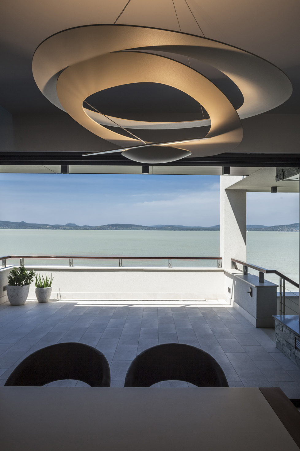 lake side duplex house-37