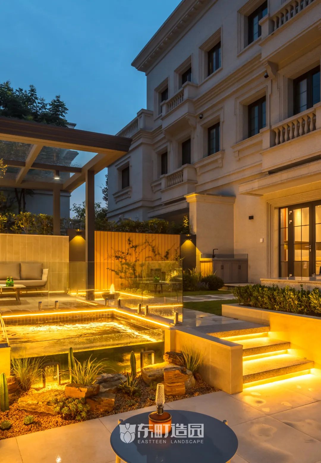 80㎡现代简约庭院，水景与夜景的完美融合-29