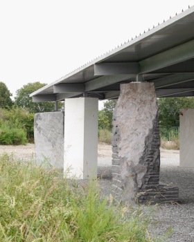 石头场地丨意大利布雷西亚丨Associates Architecture