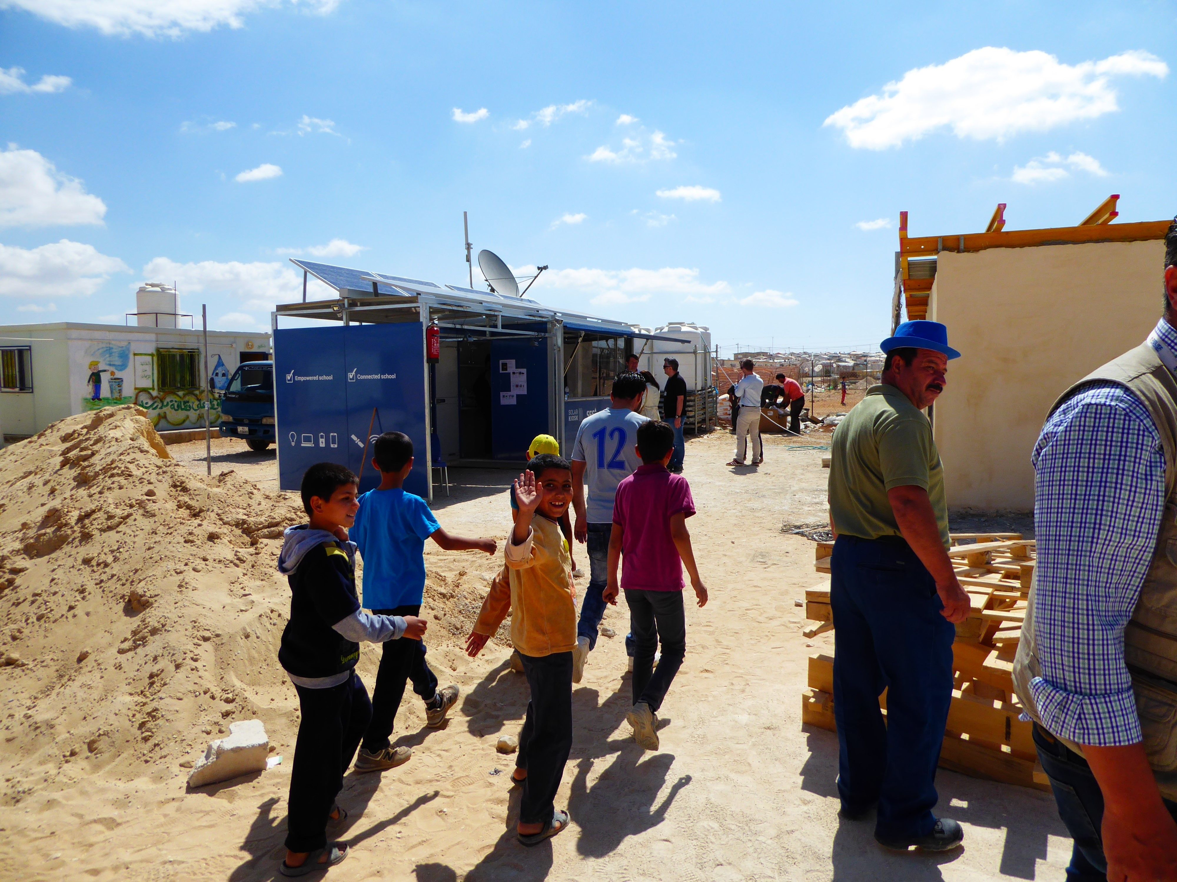 太阳能售货亭丨GRAFT,Andreas Spiess等-48