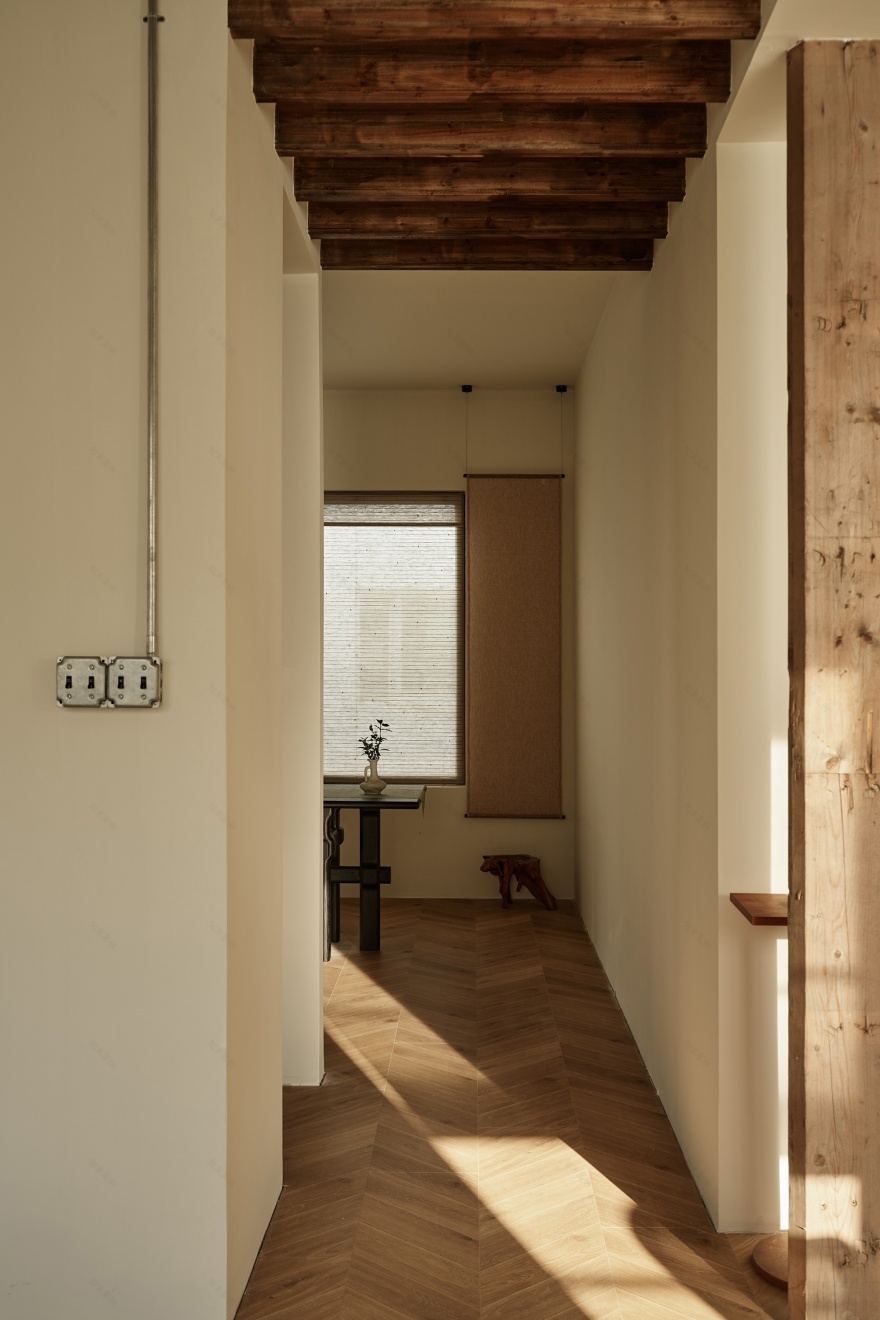 呼吸式美学:在粗粝与诗意间自由生长的空间叙事丨山与空间设计-21