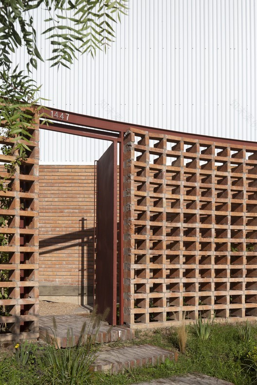 城市与乡村的完美对话·Capilla 别墅丨阿根廷布宜诺斯艾利斯丨Ventura Virzi arquitectos-15