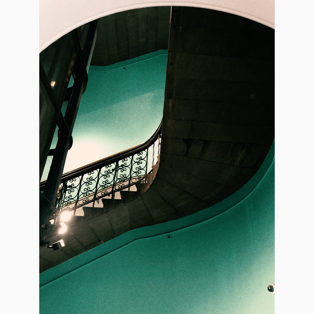 Q U E E N   V I C T O R I A  B U I L D I N G-5