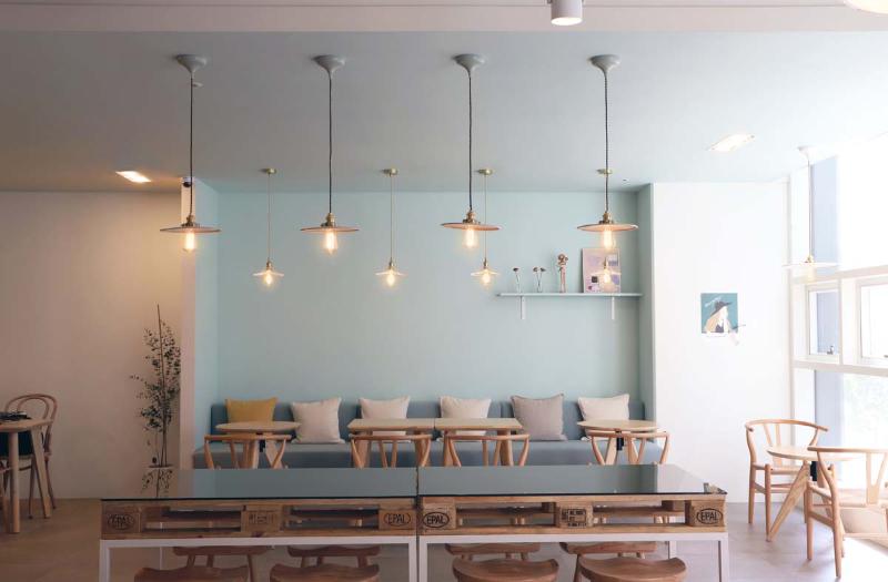 30 坪舒适氛围的咖啡馆设计-6