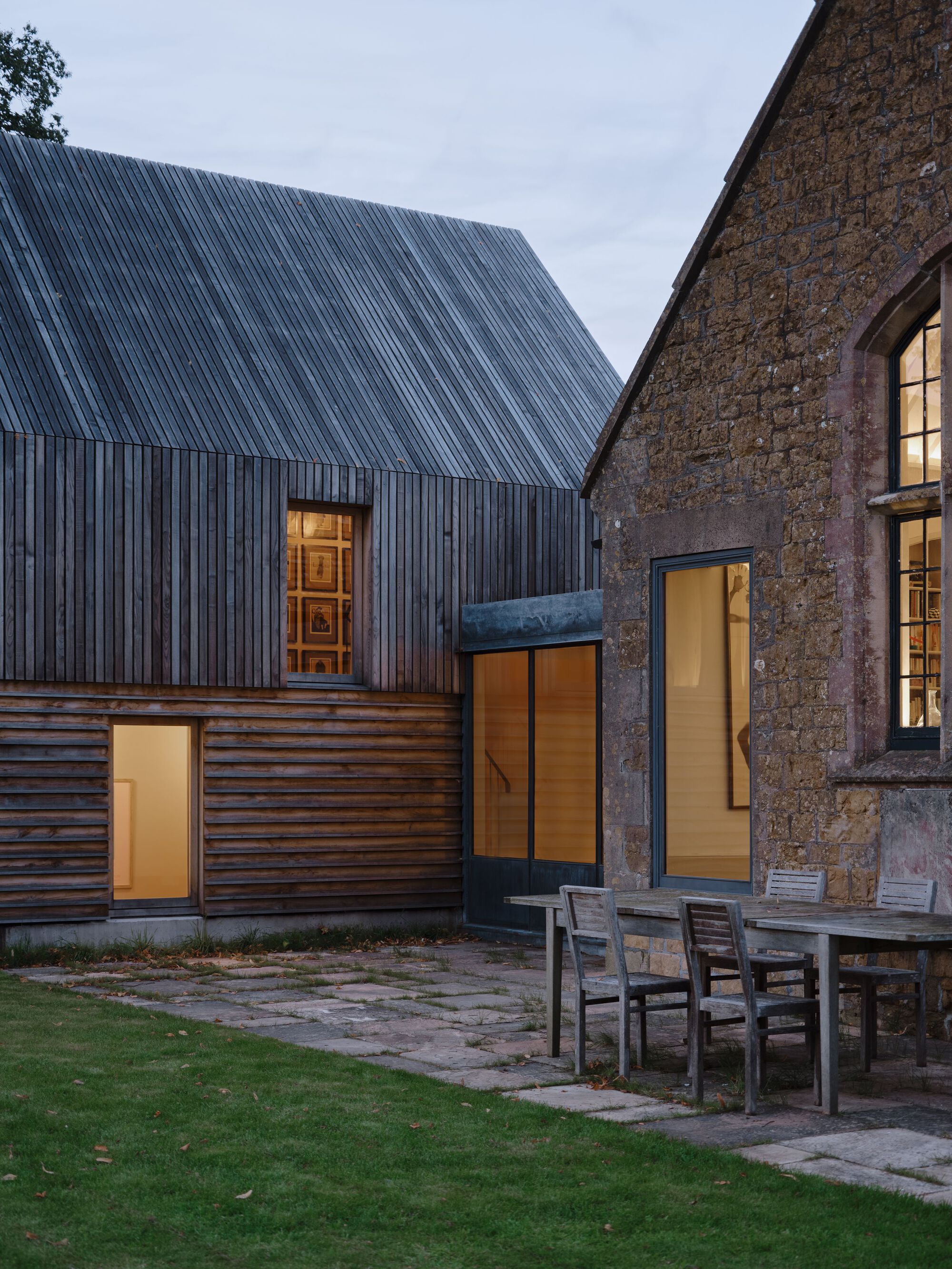 Pitcombe’s Old School House Renovation / Bindloss Dawes-48