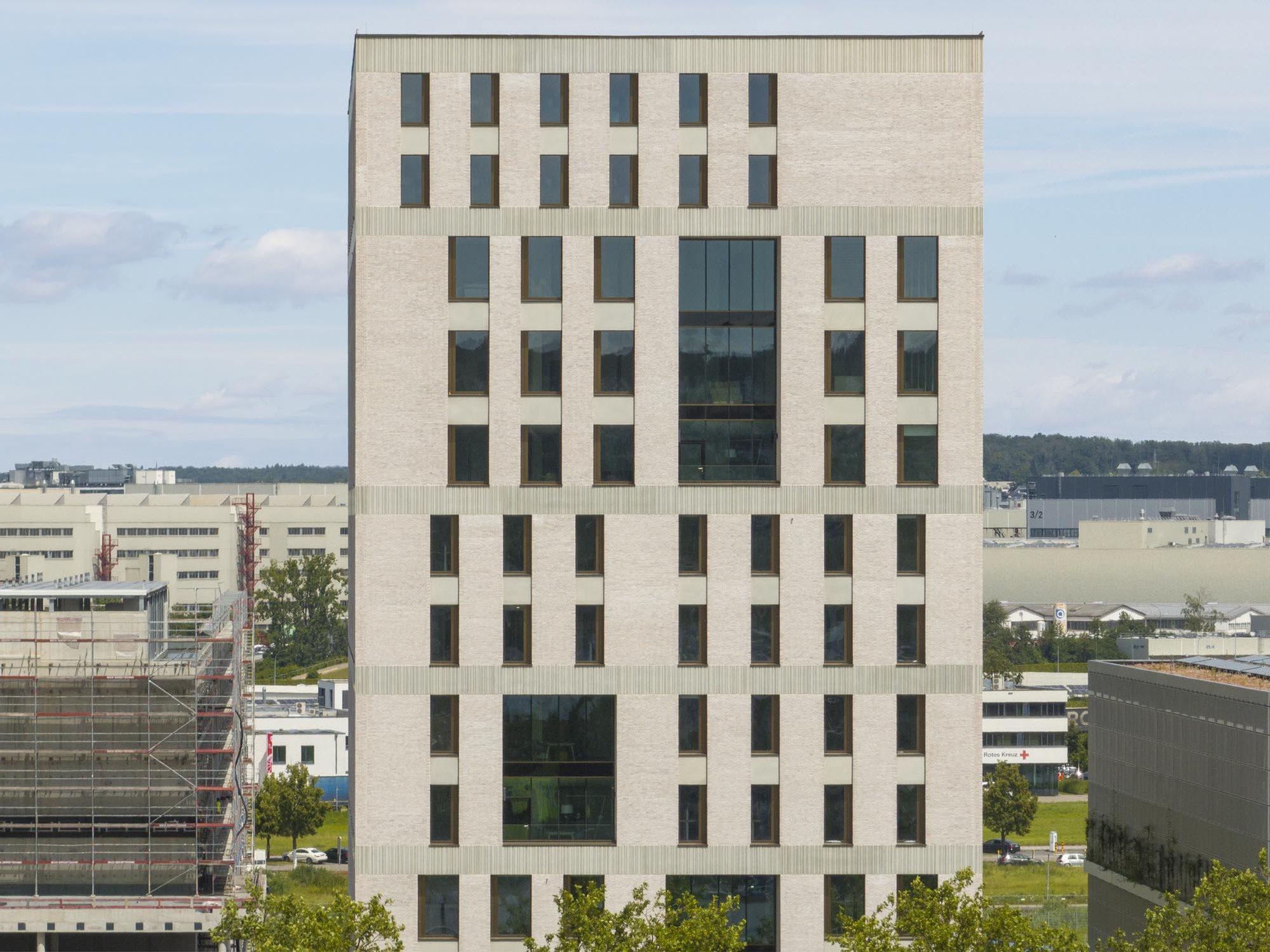 New High-Rise-Block Böblingen District Hospital / Baumschlager Eberle Architekten-21