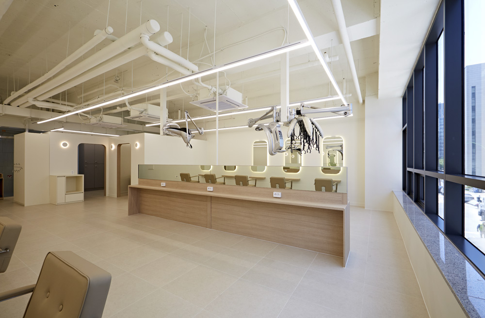 28 平米现代美容院空间设计，诠释极简美学-11