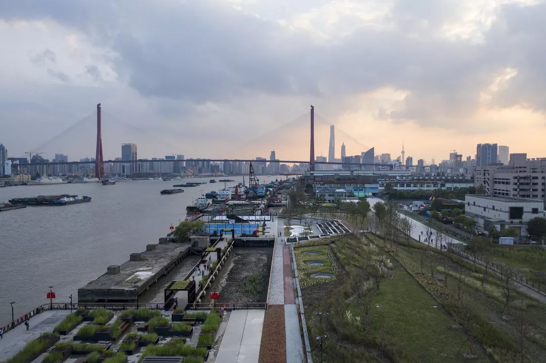 上海杨浦滨江电站辅机厂东厂“共生构架”空间-40