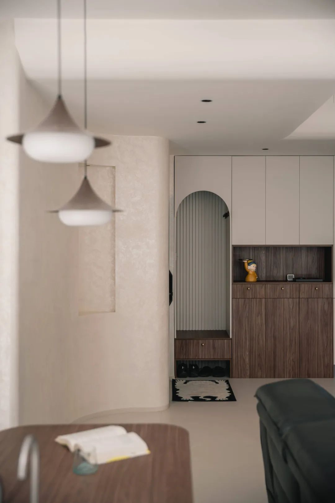 82平下跃理想国，咖啡、藏书与周末-62