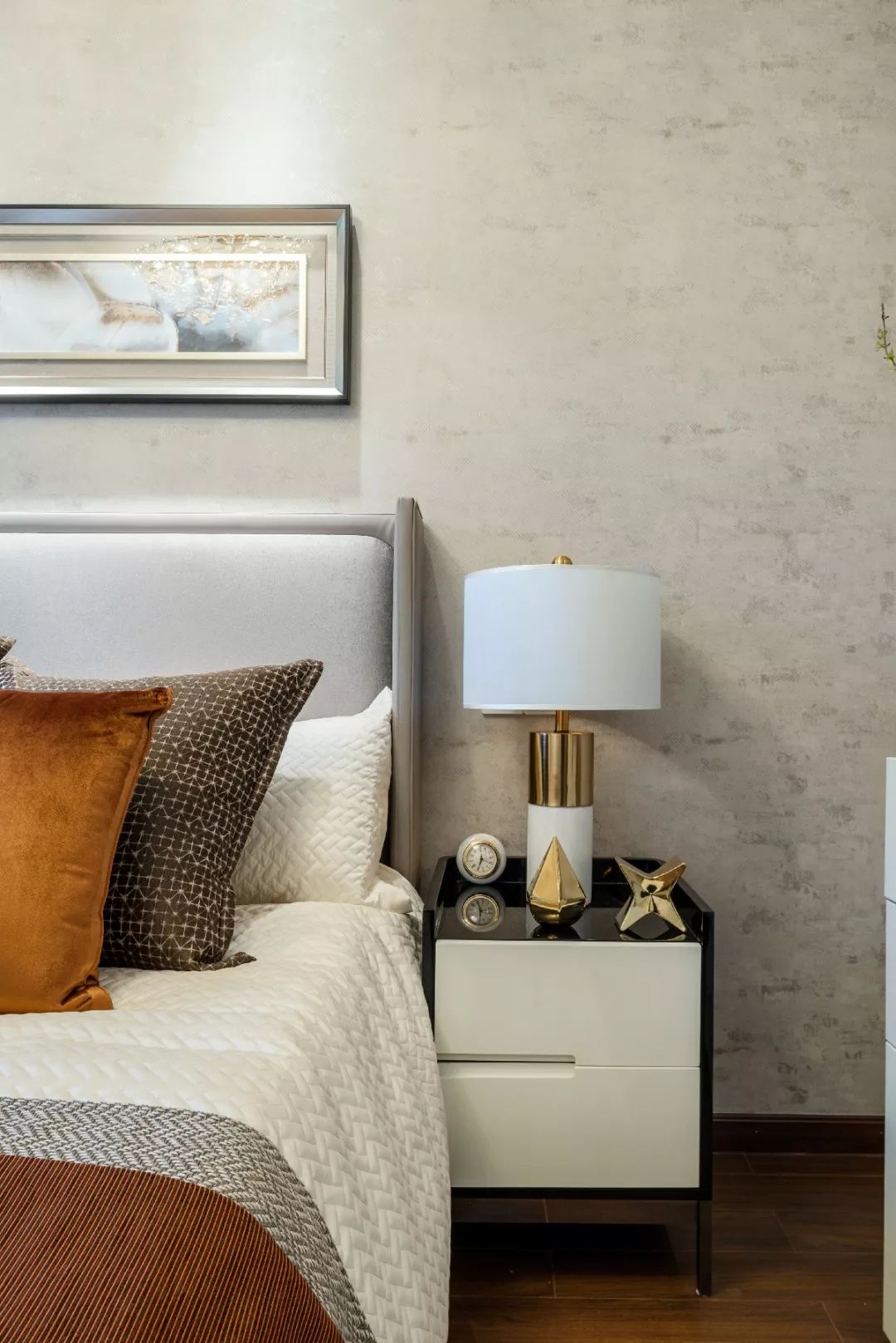 泸州蓝光水岸公园样板房 | 轻奢橙白，宇宙星空儿童房-43