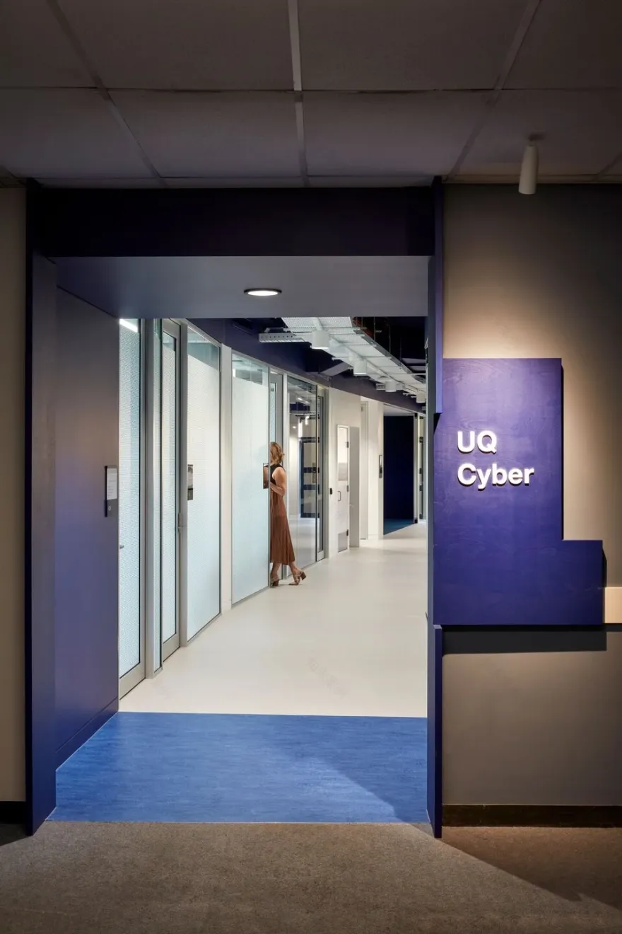 昆士兰大学网络安全中心丨澳大利亚丨Blight Rayner Architecture-13