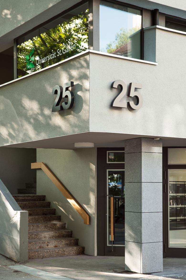 普拉茨托尔的房子丨瑞士圣加仑丨Forma Architekten AG-10