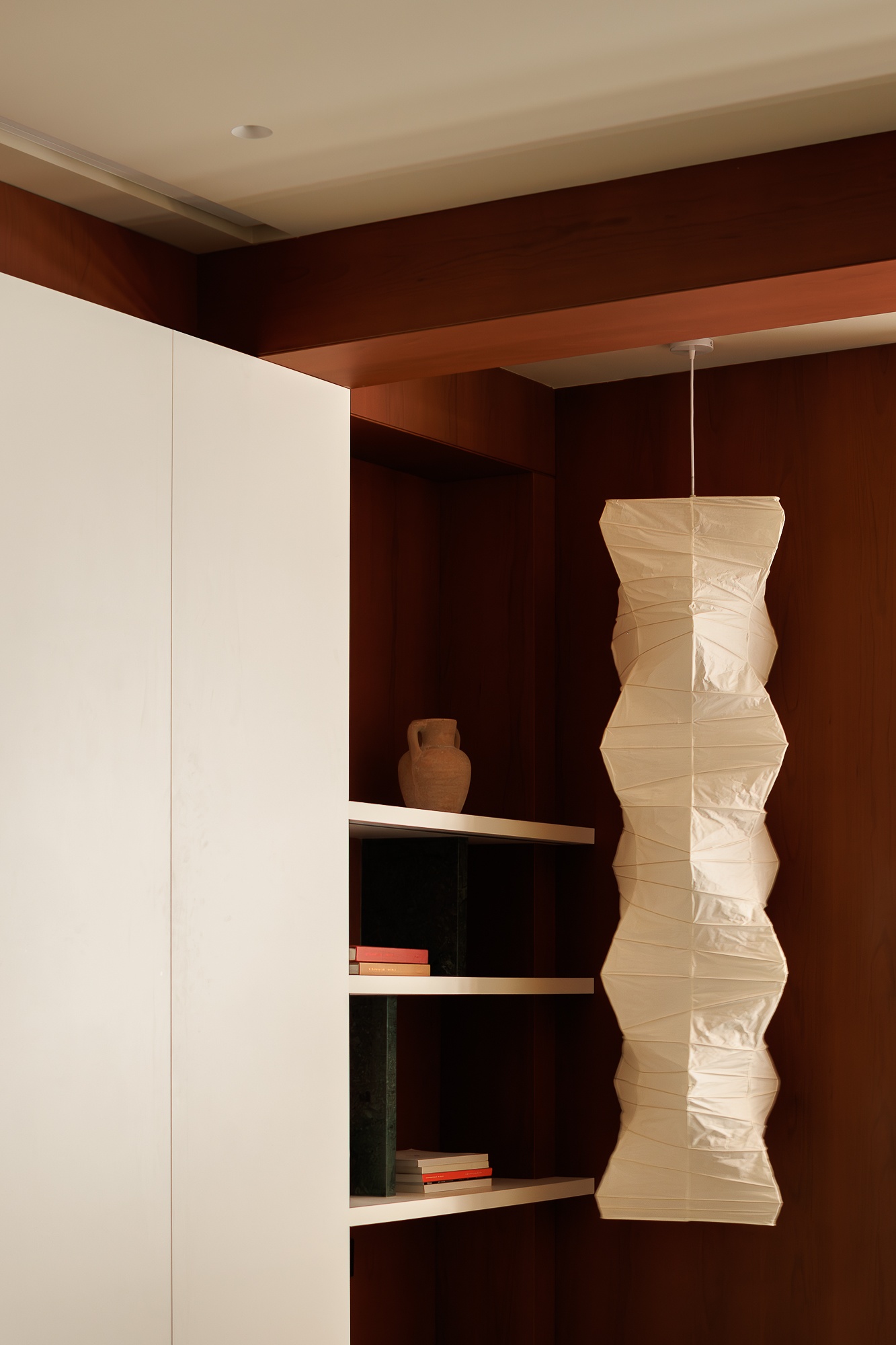 东方气韵遇上复古色彩住宅设计丨HURR赫设计-24