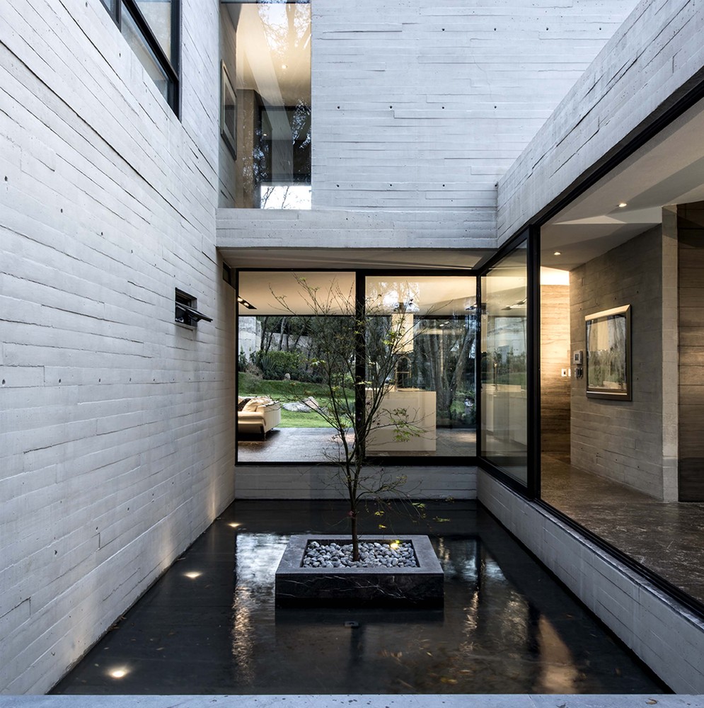 Concrete House Designed by the Mexican Firm Grupo MM, Mexico-7