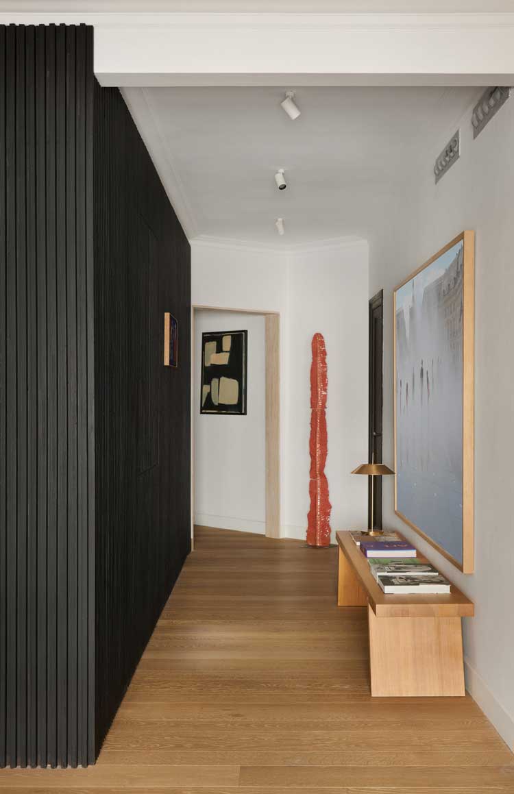 巴塞罗那设计师色彩斑斓的公寓-15