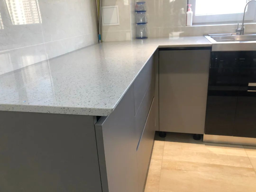 悦湖湾现代风精装房改造，独特慵懒气质打造幸福居家-37