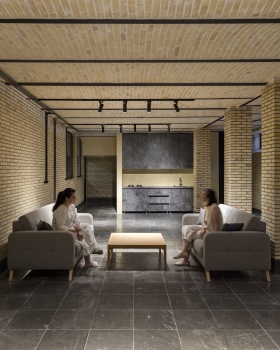 萨尔夫之家丨伊朗丨Dalan Office