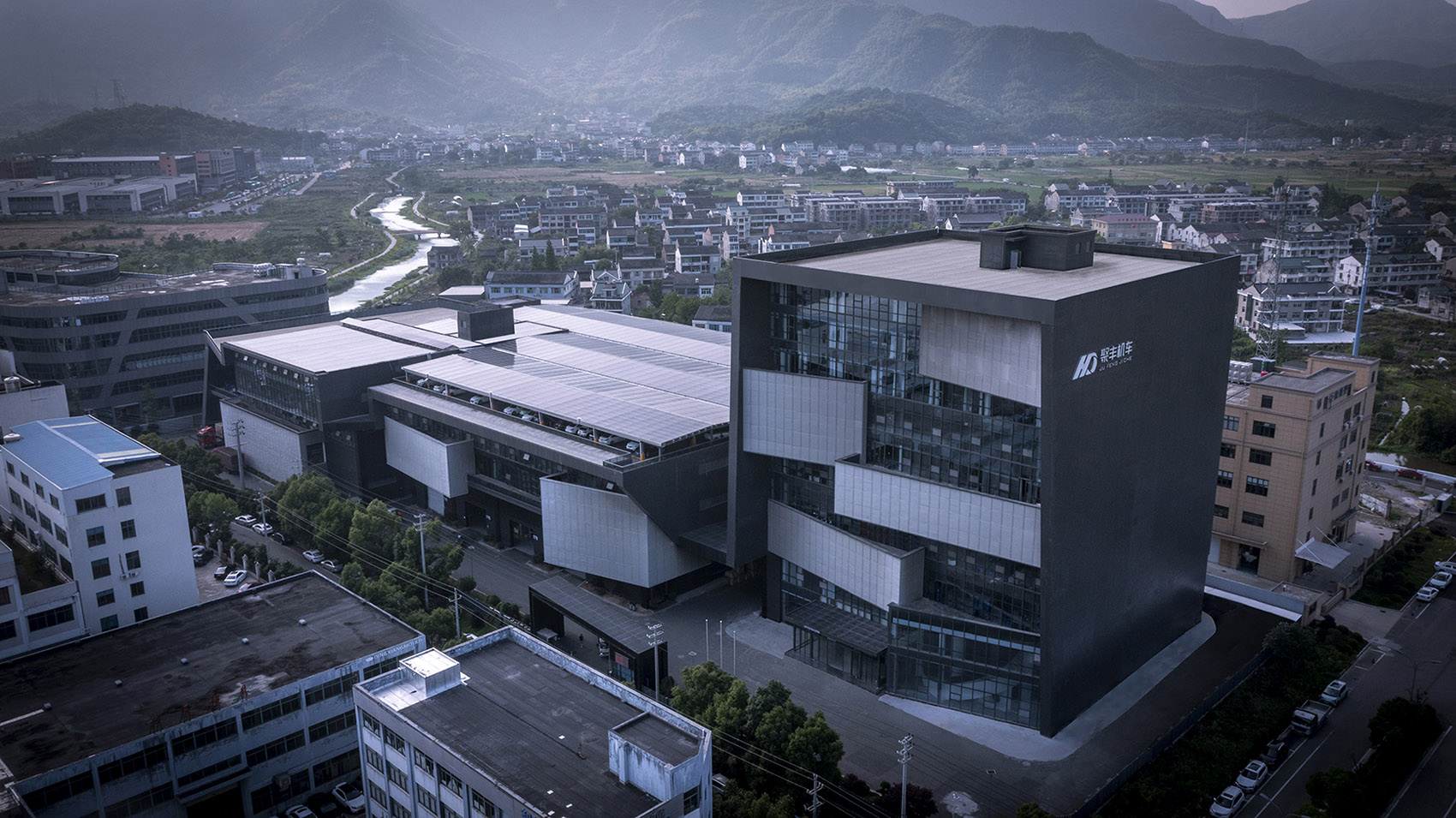 台州聚丰机车总部丨中国台州丨hyperSity 建筑事务所-8